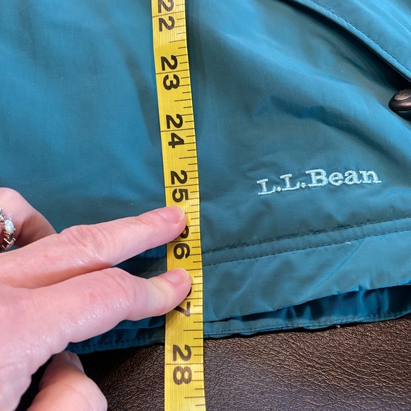 L.L. Bean Full Zip Hooded Jacket 4 Zip Pockets - Picture 16 of 16